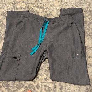 Figs Yola petite scrub bottoms- Graphite